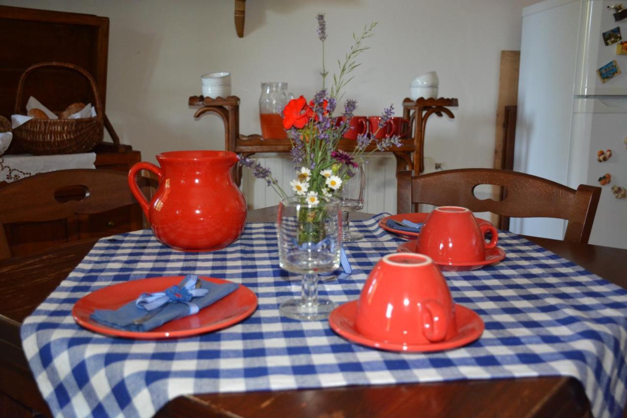 Bed And Breakfast Margherita & Home Restaurant Gerano Buitenkant foto