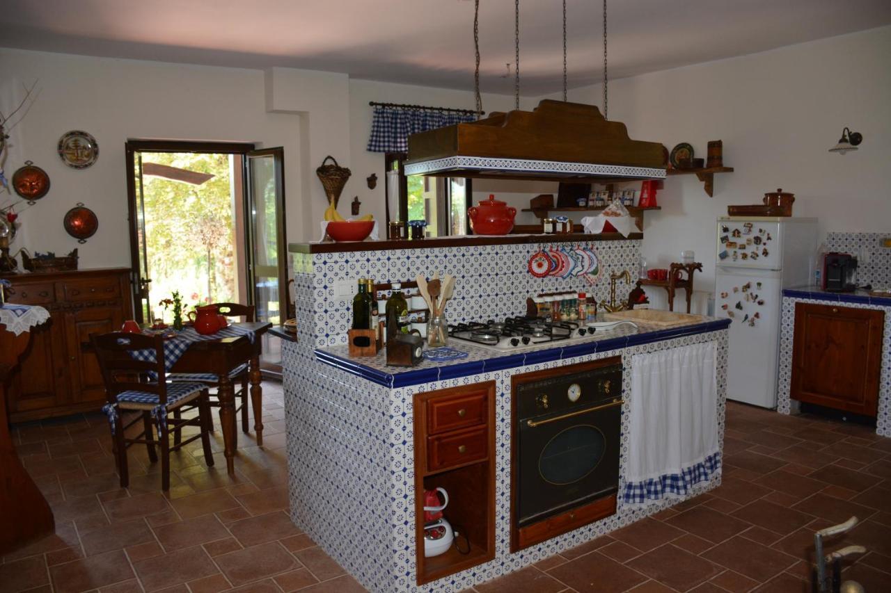 Bed And Breakfast Margherita & Home Restaurant Gerano Buitenkant foto